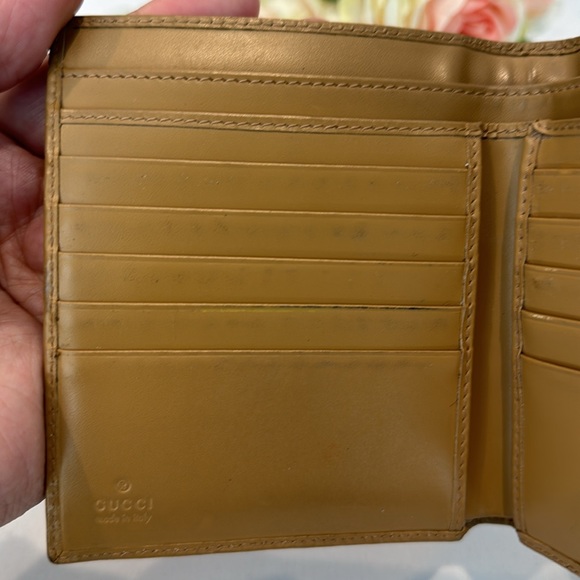 Authentic Gucci wallet - Picture 8 of 13